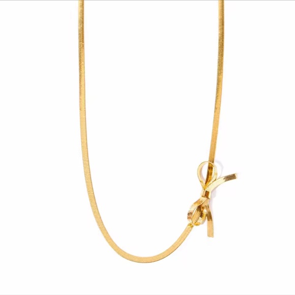 Minimalist Knot Bow Choker Necklace for Women 18k Gold Plated Stainless Steel - Picture 7 of 7